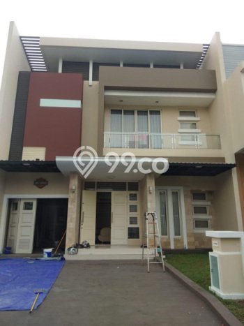 LOKASI TERBAIK! Rumah di Gading Serpong, 4 KT, Lingkungan Elite, LT 240m² Bangunan 350m² LOKASI TERBAIK! Rumah di Gading Serpong, 4 KT, Lingkungan Elite, LT 240m² Bangunan 350m²