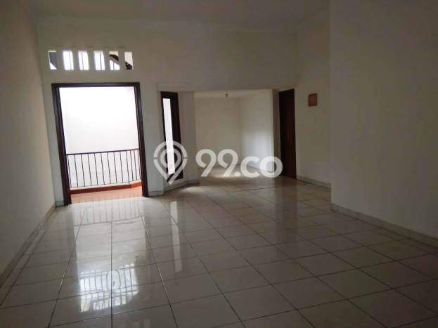 Disewakan Rumah Harga Terjangkau di Bintaro Tangerang Selatan dengan 5 KT Disewakan Rumah Harga Terjangkau di Bintaro Tangerang Selatan dengan 5 KT