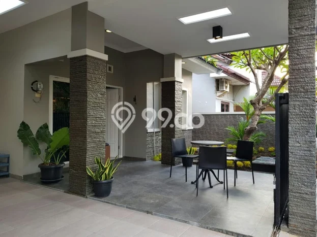 Lokasi terbaik! Rumah siap pakai dikontrakkan di Sewon LB 100m2 Lokasi terbaik! Rumah siap pakai dikontrakkan di Sewon LB 100m2