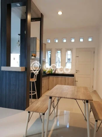 Lokasi terbaik! Rumah siap pakai dikontrakkan di Sewon LB 100m2 Lokasi terbaik! Rumah siap pakai dikontrakkan di Sewon LB 100m2