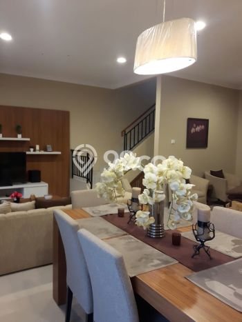 Dijual Rumah Luas Megah Dengan View Eksklusif di Grand Wisata, Bekasi Dijual Rumah Luas Megah Dengan View Eksklusif di Grand Wisata, Bekasi
