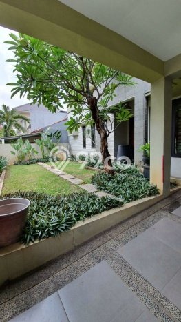 Ready to Use! Luxury House LT 300m2 Desain Modern di Jaka Permai Ready to Use! Luxury House LT 300m2 Desain Modern di Jaka Permai