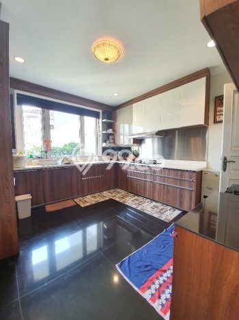 HARGA SPECIAL! Rumah Strategis di Lebak Bulus, Luas 500m² Bangunan 572m² HARGA SPECIAL! Rumah Strategis di Lebak Bulus, Luas 500m² Bangunan 572m²