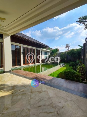 Ready to Use! Luxury House LT 650m2 Desain Modern di Kemang Ready to Use! Luxury House LT 650m2 Desain Modern di Kemang