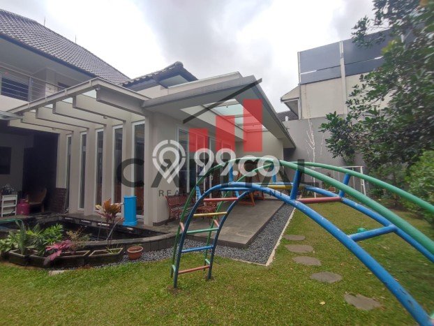 Dijual Rumah Mewah Elegan Dengan View Eksklusif di Setra Murni, Bandung Dijual Rumah Mewah Elegan Dengan View Eksklusif di Setra Murni, Bandung