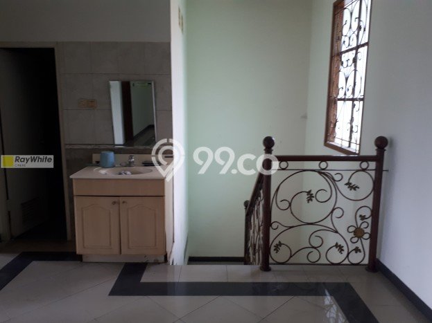 Dijual Rumah 3 Kamar Lokasi Strategis Nyaman dan Strategis di Ciputat Timur Dijual Rumah 3 Kamar Lokasi Strategis Nyaman dan Strategis di Ciputat Timur