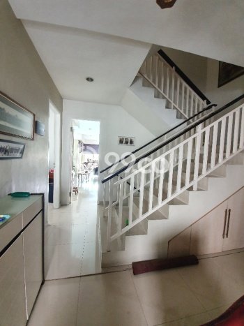 Rumah Nyaman 3 KT Luas Tanah 187m² di Lebak Bulus, Jakarta Selatan Rumah Nyaman 3 KT Luas Tanah 187m² di Lebak Bulus, Jakarta Selatan