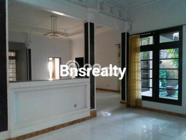 SIAP HUNI! Rumah Strategis di Renon, LT 830m2m² Bangunan 355m2m² SIAP HUNI! Rumah Strategis di Renon, LT 830m2m² Bangunan 355m2m²