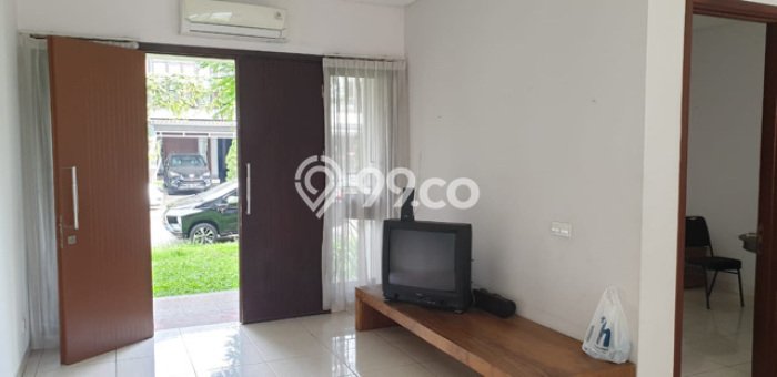 Sewa Rumah Murah di BSD Tangerang Punya 4 Kamar Tidur Sewa Rumah Murah di BSD Tangerang Punya 4 Kamar Tidur