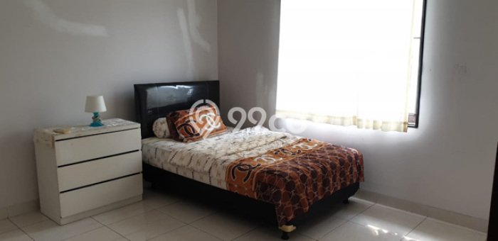 Sewa Rumah Murah di BSD Tangerang Punya 4 Kamar Tidur Sewa Rumah Murah di BSD Tangerang Punya 4 Kamar Tidur