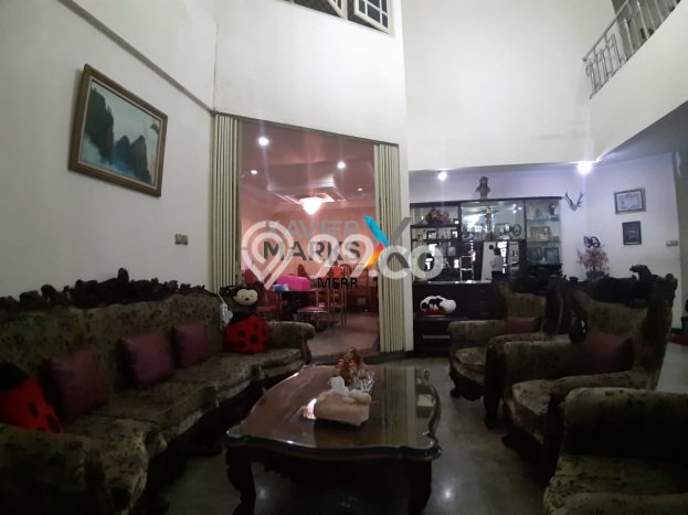 Rumah Elit Modern Siap Huni di Manyar Surabaya Rumah Elit Modern Siap Huni di Manyar Surabaya