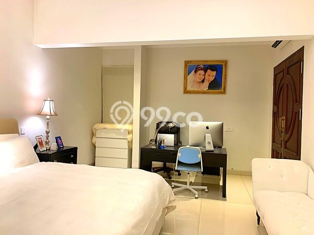 Disewakan! Rumah 4 Kamar Tidur &
5 Kamar Mandi di BSD De Park, Tangerang Disewakan! Rumah 4 Kamar Tidur &
5 Kamar Mandi di BSD De Park, Tangerang