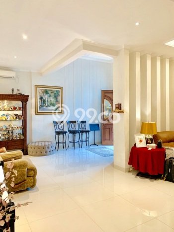 Disewakan! Rumah 4 Kamar Tidur &
5 Kamar Mandi di BSD De Park, Tangerang Disewakan! Rumah 4 Kamar Tidur &
5 Kamar Mandi di BSD De Park, Tangerang