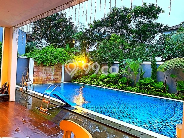 Disewakan! Rumah 4 Kamar Tidur &
5 Kamar Mandi di BSD De Park, Tangerang Disewakan! Rumah 4 Kamar Tidur &
5 Kamar Mandi di BSD De Park, Tangerang