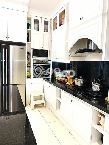 Disewakan! Rumah 4 Kamar Tidur &
5 Kamar Mandi di BSD De Park, Tangerang Disewakan! Rumah 4 Kamar Tidur &
5 Kamar Mandi di BSD De Park, Tangerang