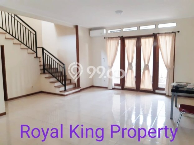 Dijual Rumah Mewah Megah Dengan View Eksklusif di Modernland, Tangerang Dijual Rumah Mewah Megah Dengan View Eksklusif di Modernland, Tangerang