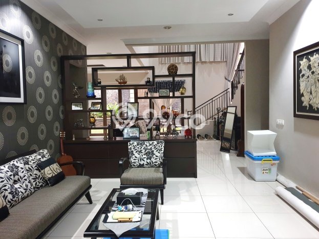 Rumah Asri LB 345m² Lokasi Tenang di BSD, Tangerang Rumah Asri LB 345m² Lokasi Tenang di BSD, Tangerang
