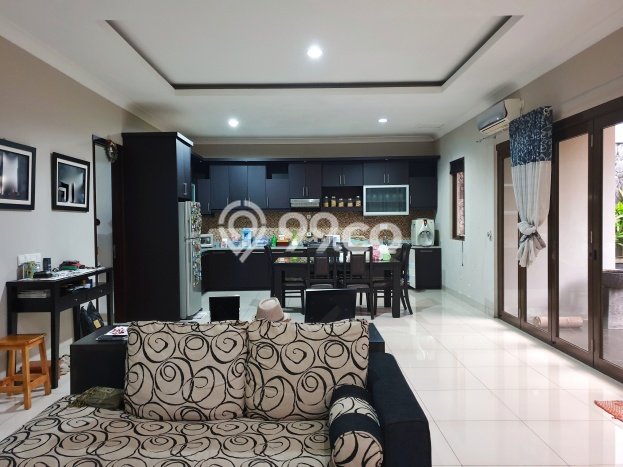 Rumah Asri LB 345m² Lokasi Tenang di BSD, Tangerang Rumah Asri LB 345m² Lokasi Tenang di BSD, Tangerang