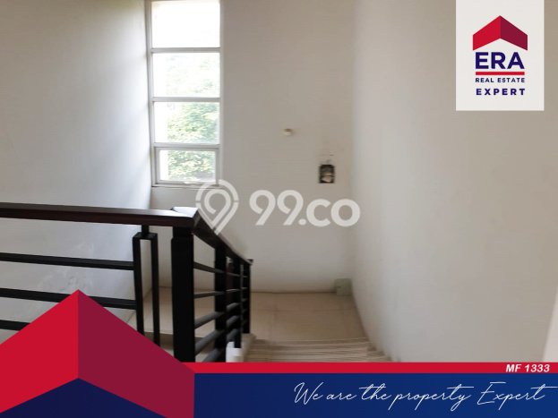 Rumah di Medan Satria, Bekasi, Luas 180m² LB 196m² Rumah di Medan Satria, Bekasi, Luas 180m² LB 196m²