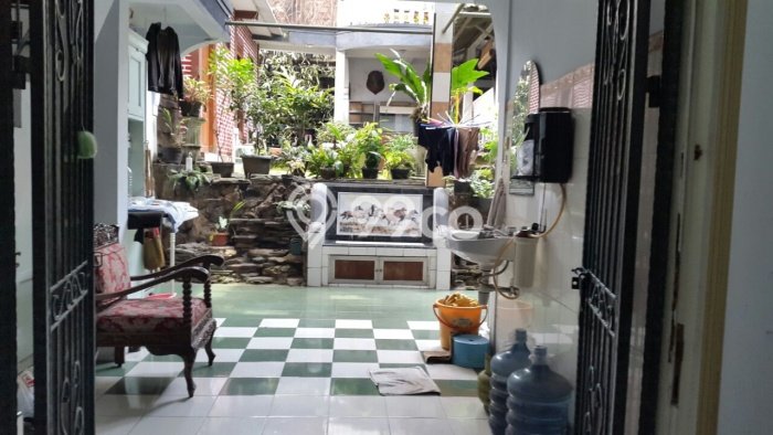 Rumah area Ungaran, Semarang, LT 400m² Bangunan 600m² - JUAL CEPAT! Rumah area Ungaran, Semarang, LT 400m² Bangunan 600m² - JUAL CEPAT!