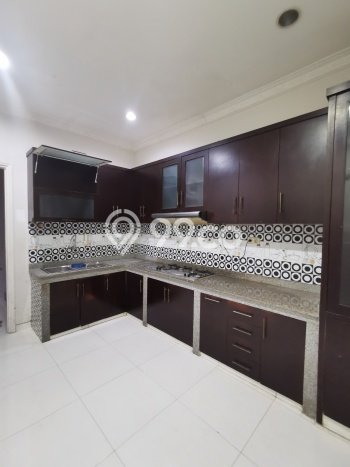Dijual Rumah Mewah Elegan Dengan View Cantik di Gading Serpong, Tangerang Dijual Rumah Mewah Elegan Dengan View Cantik di Gading Serpong, Tangerang