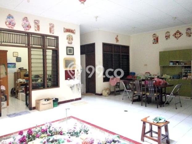 Dijual Cepat Rumah LT 408m² / LB 400m² di Lokasi Strategis Brumbungan, Semarang Dijual Cepat Rumah LT 408m² / LB 400m² di Lokasi Strategis Brumbungan, Semarang