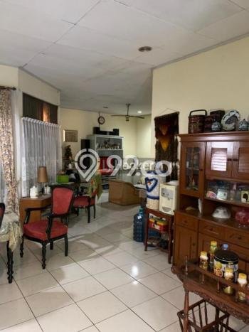 Rumah Elit Modern Tanpa Renovasi di Jelupang Tangerang Rumah Elit Modern Tanpa Renovasi di Jelupang Tangerang