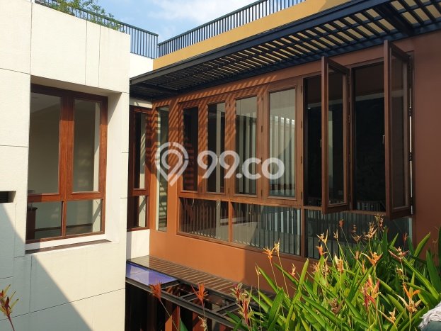 KESEMPATAN EMAS! Rumah Berkualitas di Pondok Indah, Jakarta Selatan, LT 370m² LB 500m² KESEMPATAN EMAS! Rumah Berkualitas di Pondok Indah, Jakarta Selatan, LT 370m² LB 500m²