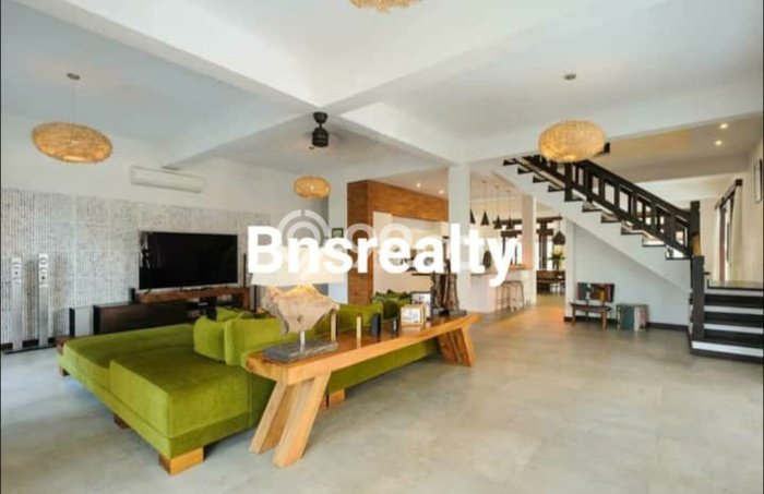 DIJUAL CEPAT! Rumah Cemagi, Badung, Luas 1500m2m² LB 1000m2m² DIJUAL CEPAT! Rumah Cemagi, Badung, Luas 1500m2m² LB 1000m2m²