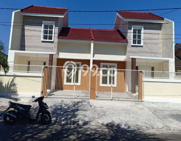 Jual Rumah Strategis Bagus Punya 2 KT di Driyorejo Gresik SHM Jual Rumah Strategis Bagus Punya 2 KT di Driyorejo Gresik SHM