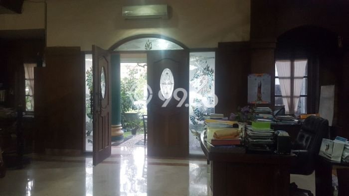 Rumah Mewah Dijual LT 400m2 di Candi Golf, Semarang Rumah Mewah Dijual LT 400m2 di Candi Golf, Semarang