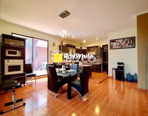 DIJUAL CEPAT! Rumah Siap Huni Area Strategis Kebayoran Baru, LT 899m² Bangunan 467m² DIJUAL CEPAT! Rumah Siap Huni Area Strategis Kebayoran Baru, LT 899m² Bangunan 467m²