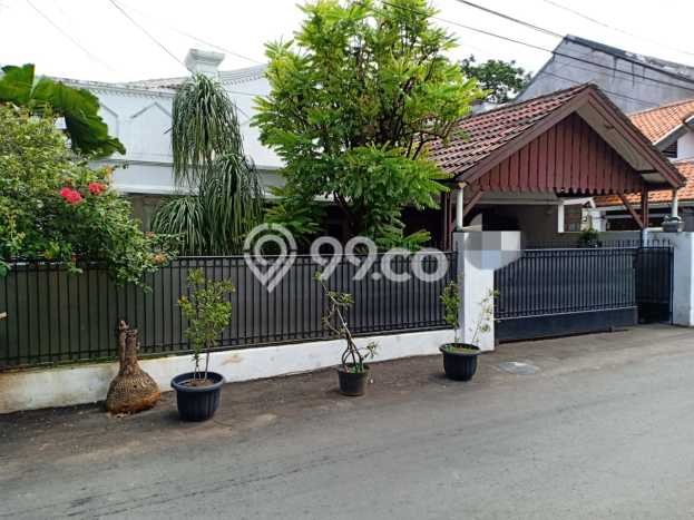 INVESTASI CERDAS! Rumah Premium Tebet, Jakarta Selatan, LT 695m² LB 650m² INVESTASI CERDAS! Rumah Premium Tebet, Jakarta Selatan, LT 695m² LB 650m²