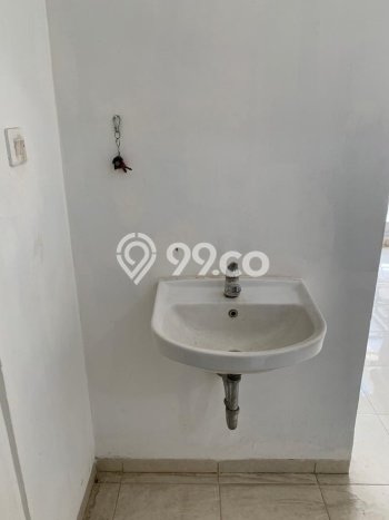 Lokasi strategis! Rumah siap huni dikontrakkan di Cipondoh LB 70m2 Lokasi strategis! Rumah siap huni dikontrakkan di Cipondoh LB 70m2