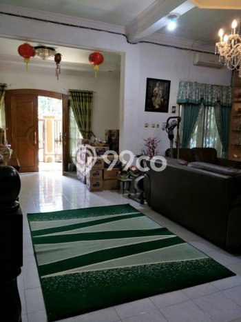 Dijual Rumah Premium dengan Fasilitas Sekitar Lengkap di Banjarsari, Surakarta Dijual Rumah Premium dengan Fasilitas Sekitar Lengkap di Banjarsari, Surakarta