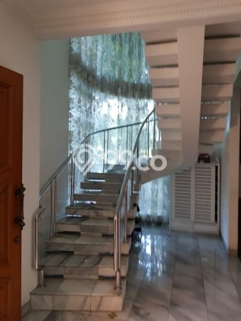 Hunian Mewah LB 250m2 Siap Huni Desain Elegan di Permata Buana, Jakarta Barat Hunian Mewah LB 250m2 Siap Huni Desain Elegan di Permata Buana, Jakarta Barat