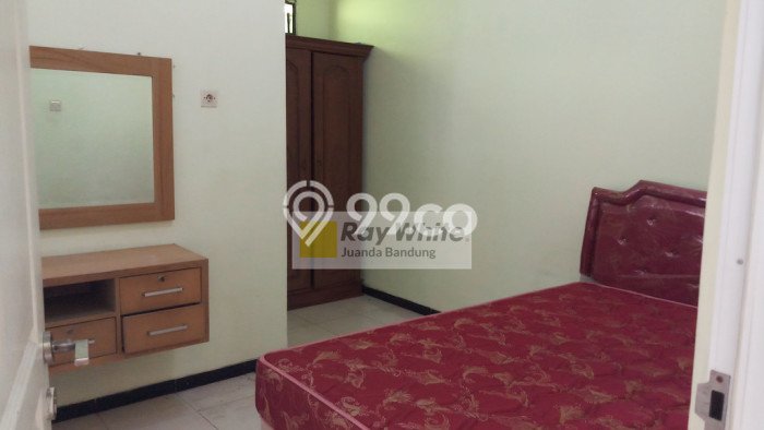 Rumah area Cimahi, Dekat Tol, 4 KT, LT 110m² Bangunan 185m² Rumah area Cimahi, Dekat Tol, 4 KT, LT 110m² Bangunan 185m²