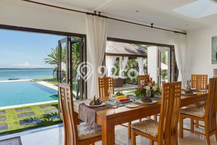 Rumah Mewah LB 220m2 Siap Pakai Desain Elegan di Tanjung Benoa, Badung Rumah Mewah LB 220m2 Siap Pakai Desain Elegan di Tanjung Benoa, Badung