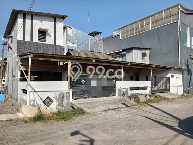 Jual Rumah Bagus Siap Huni LB 240m2 di Semarang Barat, Semarang Jual Rumah Bagus Siap Huni LB 240m2 di Semarang Barat, Semarang