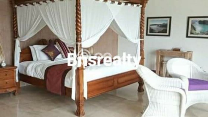 Rumah Siap Huni di Manggis, Karangasem, LT 1300m2m² LB 1000m2m² Rumah Siap Huni di Manggis, Karangasem, LT 1300m2m² LB 1000m2m²