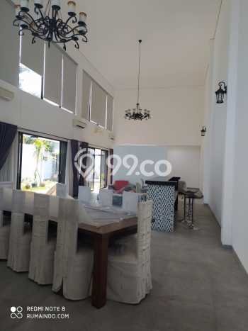 Rumah Mewah dg Private Pool TERMURAH dekat Sekolah Gonzaga Pejaten Barat, Jakarta Selatan Rumah Mewah dg Private Pool TERMURAH dekat Sekolah Gonzaga Pejaten Barat, Jakarta Selatan