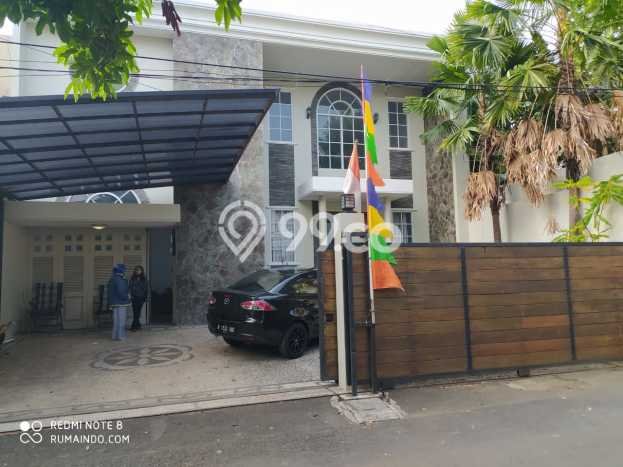 Rumah Mewah dg Private Pool TERMURAH dekat Sekolah Gonzaga Pejaten Barat, Jakarta Selatan Rumah Mewah dg Private Pool TERMURAH dekat Sekolah Gonzaga Pejaten Barat, Jakarta Selatan
