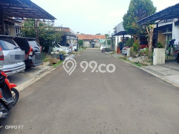 Jual Rumah Strategis Bagus Punya 4 KT di Sawangan Depok SHM Jual Rumah Strategis Bagus Punya 4 KT di Sawangan Depok SHM
