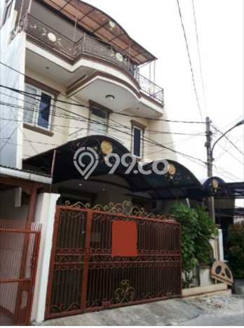 Rumah di Citra Garden, Jakarta Barat, LT 120m² Bangunan 290m² - SEGERA MILIKI! Rumah di Citra Garden, Jakarta Barat, LT 120m² Bangunan 290m² - SEGERA MILIKI!