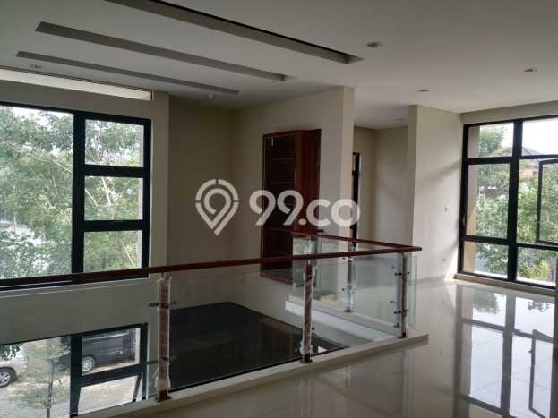 Rumah Elit Modern Tanpa Renovasi di Bintaro Tangerang Selatan Rumah Elit Modern Tanpa Renovasi di Bintaro Tangerang Selatan