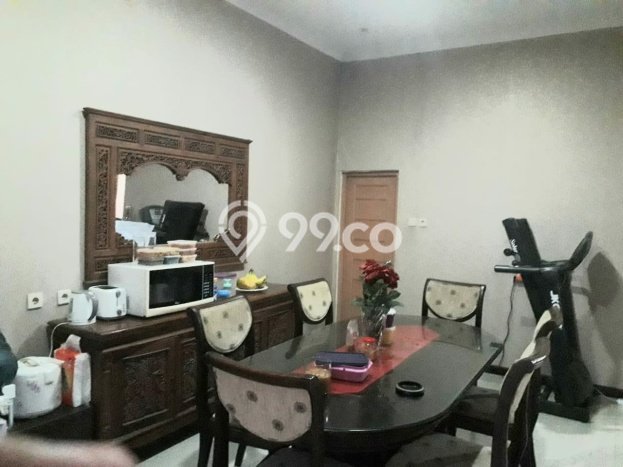 Dijual Cepat Rumah LT 125m² / LB 200m² di Kawasan Komersial Bintaro, Tangerang Selatan Dijual Cepat Rumah LT 125m² / LB 200m² di Kawasan Komersial Bintaro, Tangerang Selatan