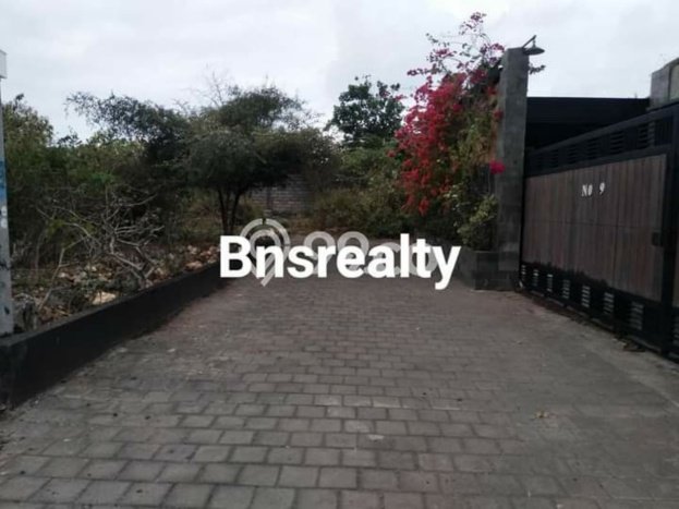 Rumah di Jimbaran, Luas 315m2m², Bangunan 227m2m² Rumah di Jimbaran, Luas 315m2m², Bangunan 227m2m²
