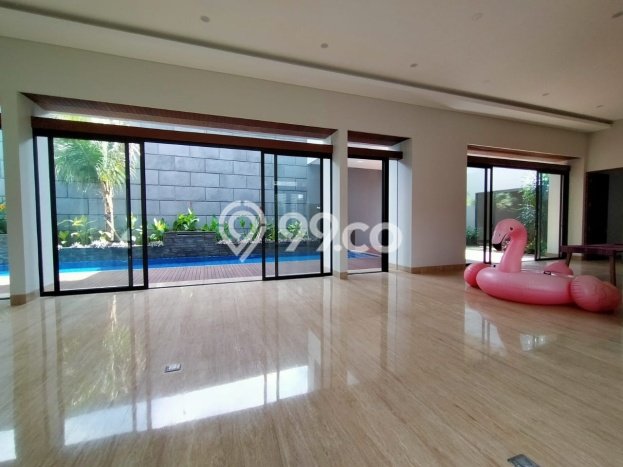 Rumah Mewah LB 1046m2 Siap Huni Desain Elegan di BSD City, Tangerang Rumah Mewah LB 1046m2 Siap Huni Desain Elegan di BSD City, Tangerang