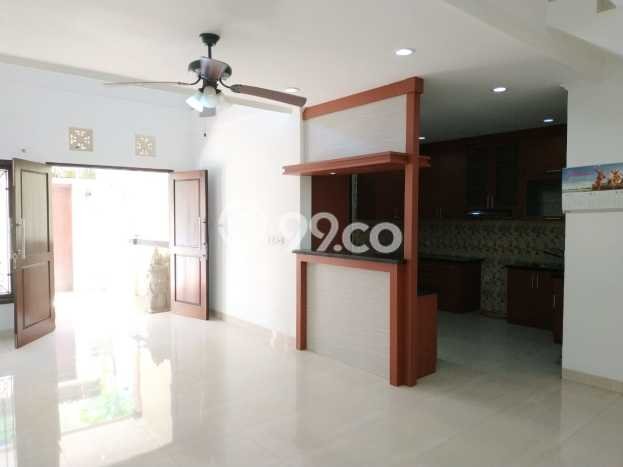 Rumah di Kawasan Nusa Dua, Lingkungan Elite LT 200m² Rumah di Kawasan Nusa Dua, Lingkungan Elite LT 200m²