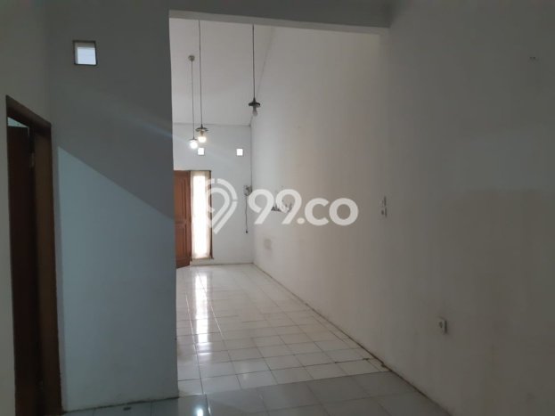 Rumah Lingkungan Asri kawasan Taman Kopo Indah, Bandung, Luas 102m² Bangunan 90m² Rumah Lingkungan Asri kawasan Taman Kopo Indah, Bandung, Luas 102m² Bangunan 90m²